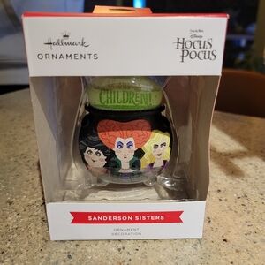 HALLMARK HOCUS POCUS SANDERSON SISTERS CHRISTMAS HALLOWEEN TREE ORNAMENT